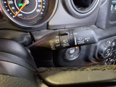 Used 2023 Jeep Wrangler Unlimited Sport AWD/4WD image 14