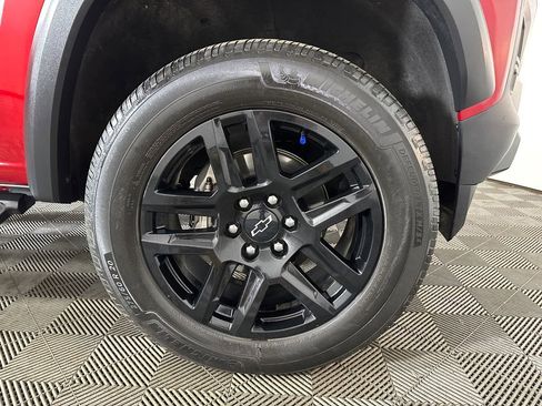 Used 2023 Chevrolet Colorado Trail Boss w/ Technology Package image 32