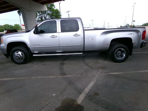 Used 2011 GMC Sierra 3500 SLT w/ SLT Convenience Package AWD/4WD image 1