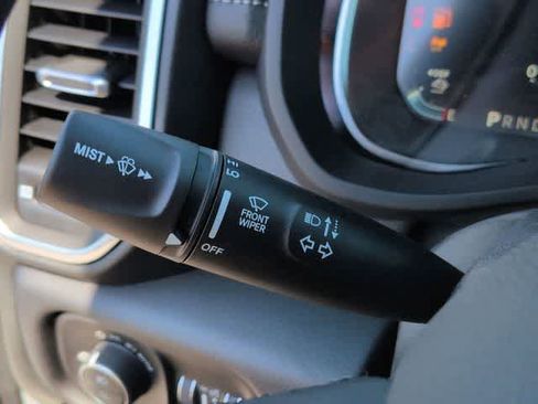 New 2026 RAM 2500 Laramie AWD/4WD image 27