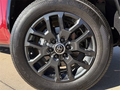 Used 2024 Toyota Tundra Platinum image 11