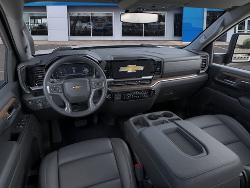 New 2026 Chevrolet Silverado 3500 LT image 25