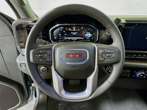 New 2026 GMC Sierra 1500 Elevation image 6