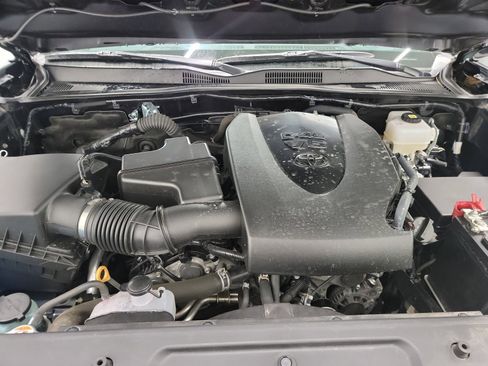 Used 2023 Toyota Tacoma TRD Off-Road image 24