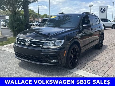 Certified 2021 Volkswagen Tiguan SE R-Line FWD image 3