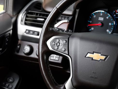 Used 2020 Chevrolet Suburban Premier w/ 6.2L Performance Package image 13