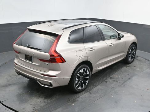 New 2026 Volvo XC60 T8 Plus w/ Protection Package Premier image 28