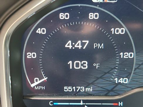 Used 2024 GMC Sierra 1500 AT4 w/ Technology Package AWD/4WD image 13