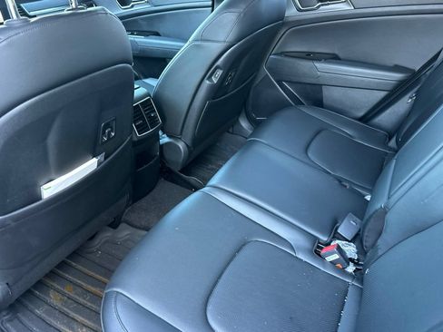 Used 2025 Kia Sportage SX FWD image 14