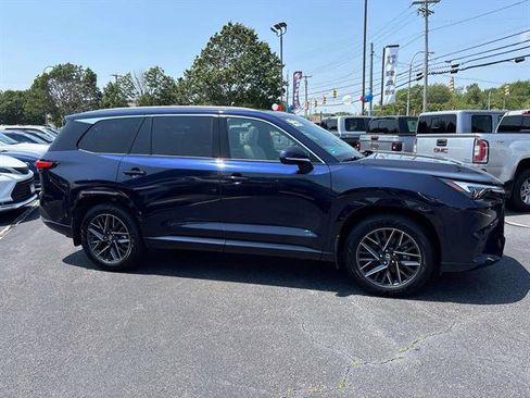 Used 2024 Lexus TX 350 AWD image 2