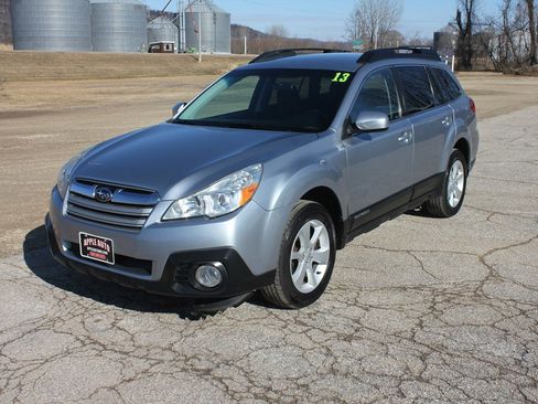 Used 2013 Subaru Outback 2.5i Premium image 1