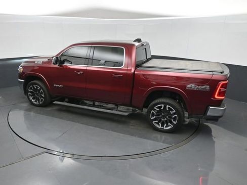 Used 2025 RAM 1500 Limited AWD/4WD image 34