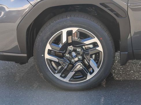 New 2025 Subaru Forester Limited image 9