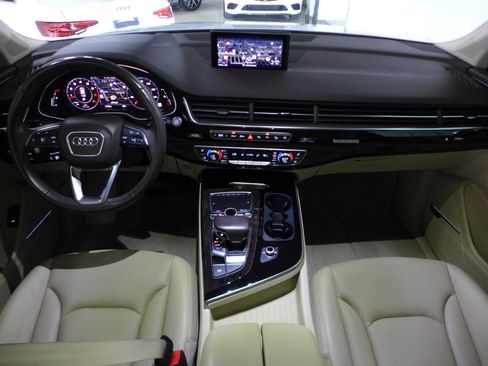 Used 2019 Audi Q7 3.0T Prestige image 15