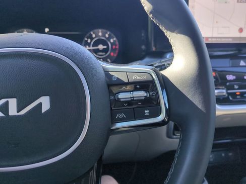 Used 2023 Kia Sorento SX image 28