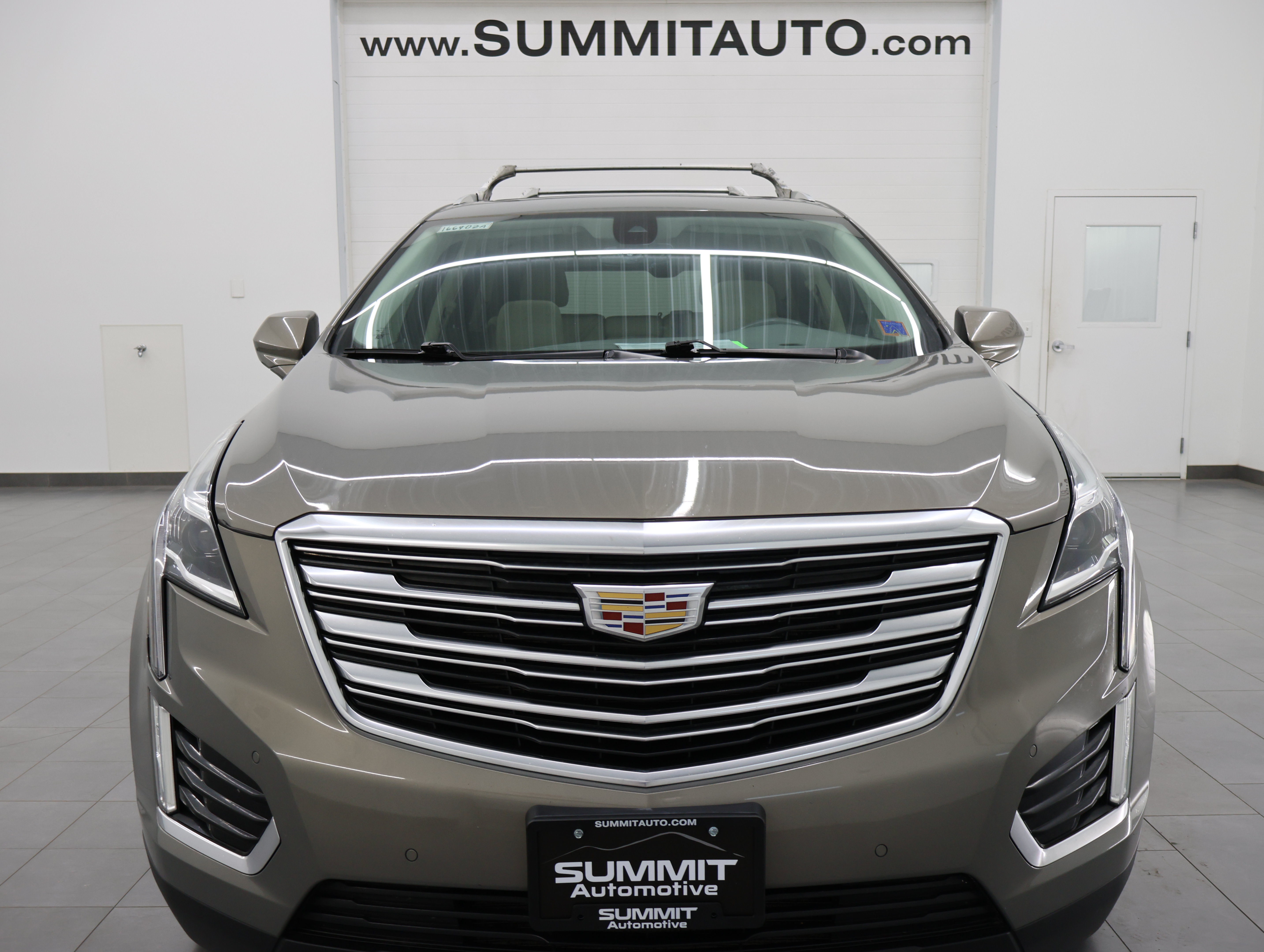Used 2017 Cadillac XT5 Premium Luxury AWD/4WD image 21