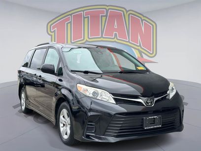 Used 2020 Toyota Sienna LE