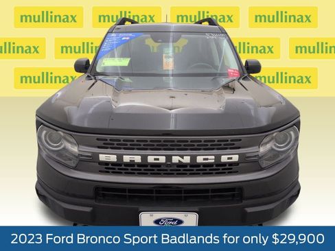 Used 2023 Ford Bronco Sport Badlands image 13