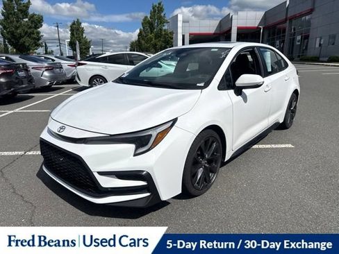 Used 2023 Toyota Corolla XSE FWD image 20