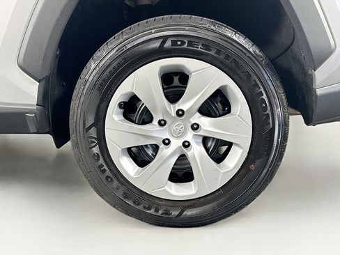 Used 2024 Toyota RAV4 LE image 11