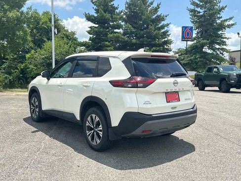 Used 2023 Nissan Rogue SV AWD/4WD image 7