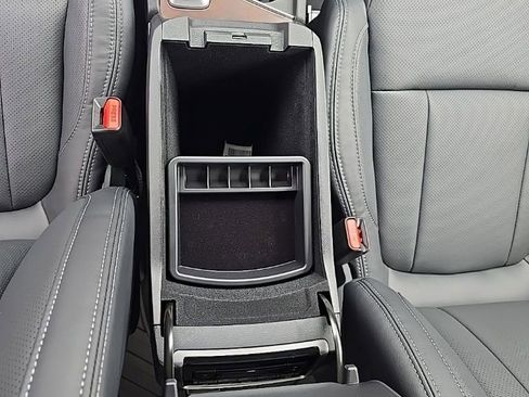 New 2025 Subaru Ascent Touring w/ Popular Package #2 image 19