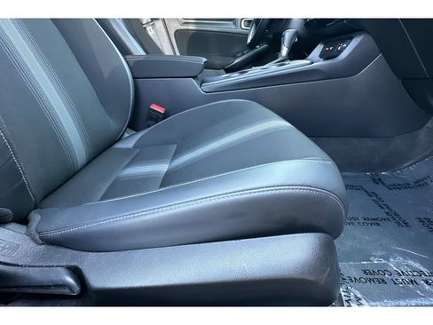 Used 2022 Honda Civic Sport image 22