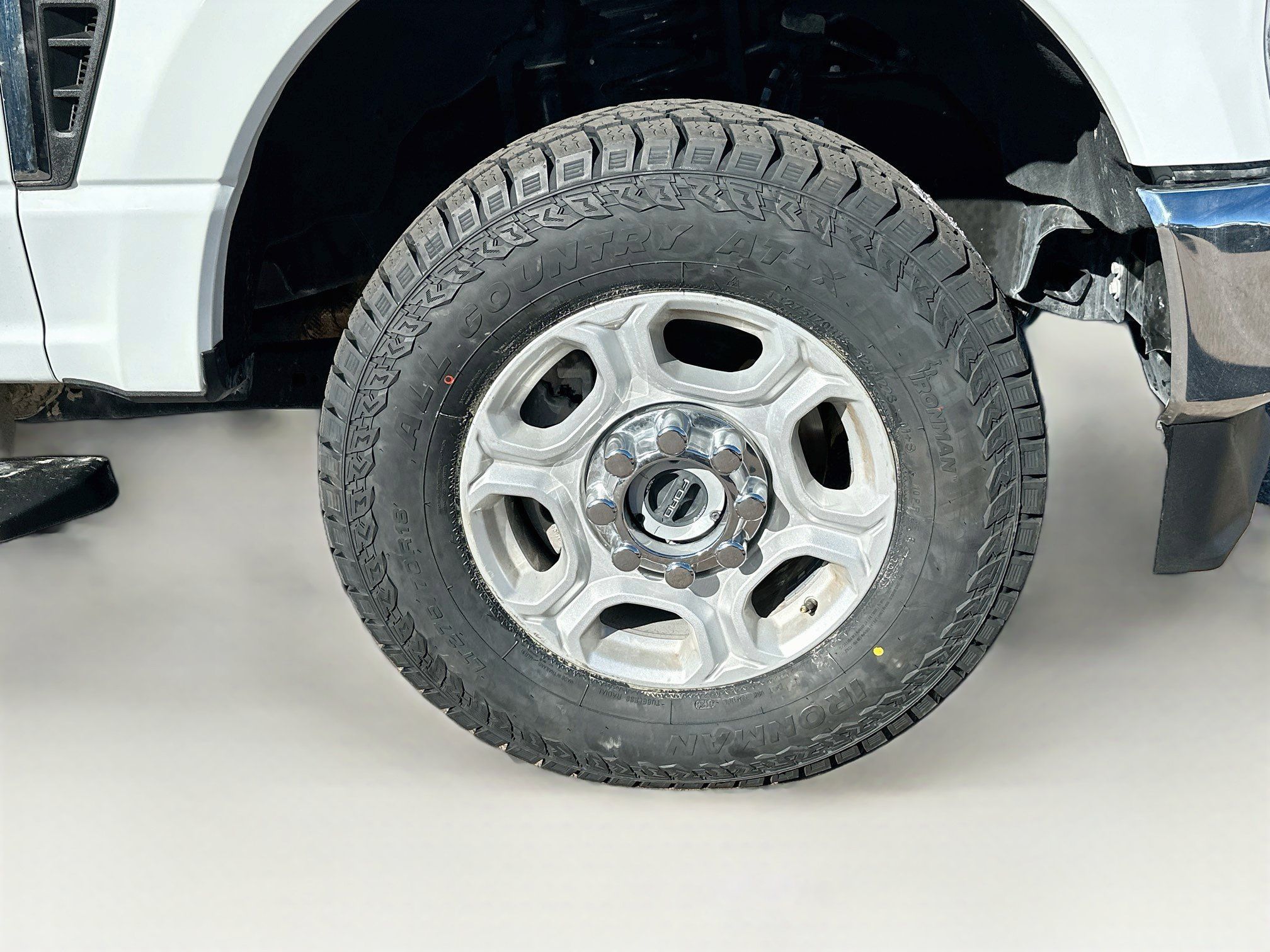 Used 2025 Ford F250 XLT AWD/4WD image 11
