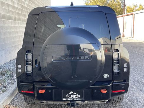 Used 2023 Land Rover Defender 130 X image 3