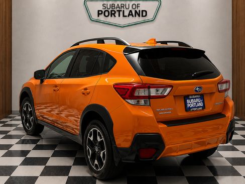 Used 2018 Subaru Crosstrek 2.0i Premium w/ Popular Package #3 AWD/4WD image 3