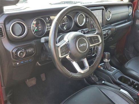 Used 2021 Jeep Wrangler Unlimited Sahara w/ Cold Weather Group image 13