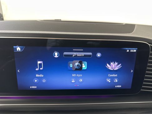 Used 2025 Mercedes-Benz GLE 350 4MATIC image 15