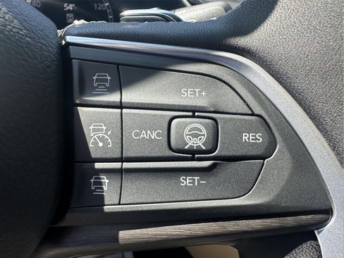New 2026 Jeep Grand Cherokee Limited w/ Limited Altitude Package AWD/4WD image 17