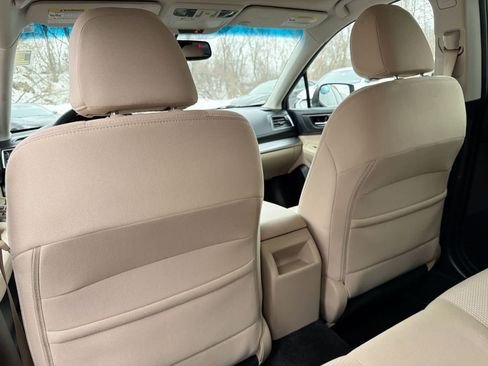Used 2015 Subaru Outback 2.5i Premium image 19