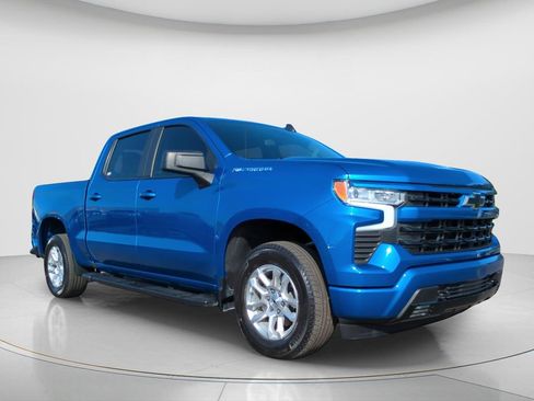 Used 2023 Chevrolet Silverado 1500 RST RWD image 3
