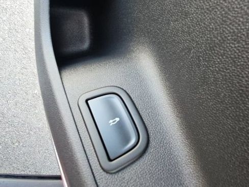 Used 2024 Chevrolet Traverse RS w/ LPO, Floor Liner Package FWD image 25