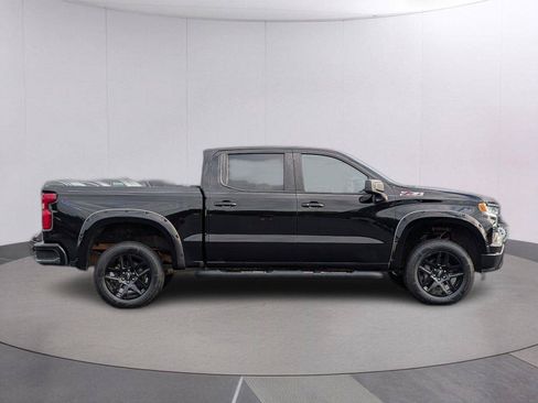 Used 2024 Chevrolet Silverado 1500 RST w/ Convenience Package II AWD/4WD image 8