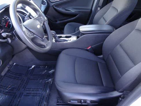 Used 2024 Chevrolet Malibu LT image 6