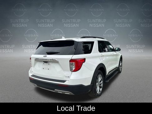 Used 2020 Ford Explorer XLT w/ Equipment Group 202A AWD/4WD image 7