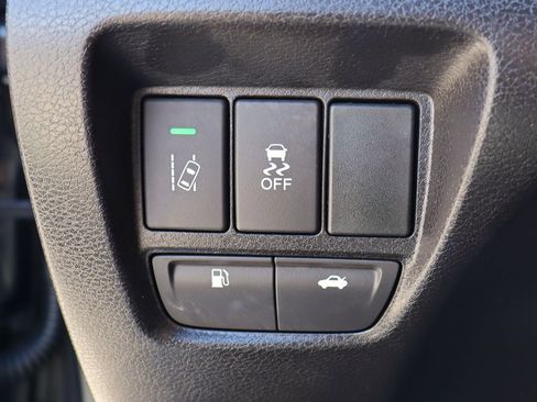 Used 2015 Acura TLX w/ Technology Package FWD image 41