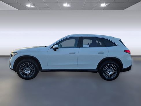 Used 2026 Mercedes-Benz GLC 300 4MATIC image 2