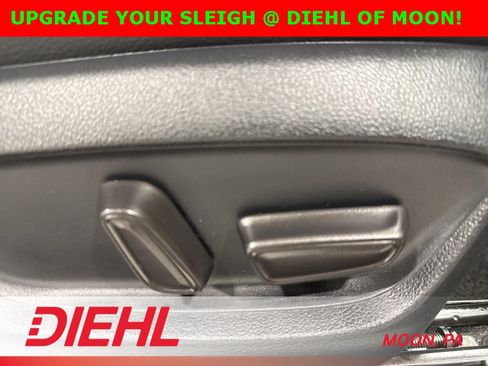 Used 2024 Toyota Camry XSE image 12