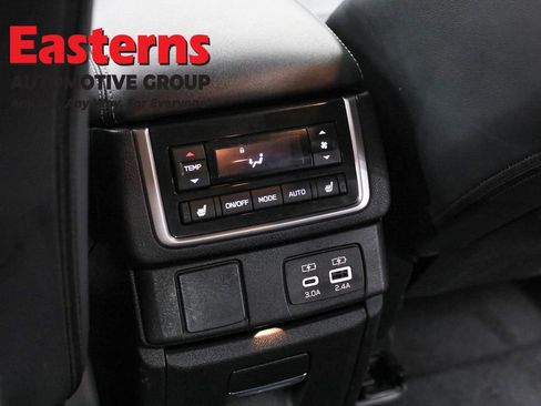 Used 2023 Subaru Ascent Limited image 22