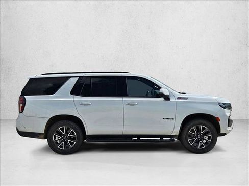 Used 2022 Chevrolet Tahoe Z71 w/ Luxury Package AWD/4WD image 4