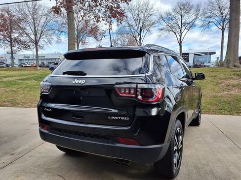 Used 2022 Jeep Compass Limited image 8