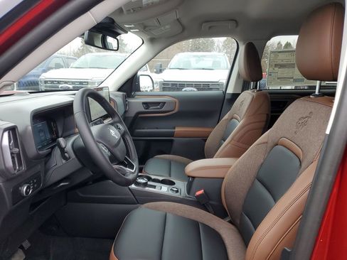 New 2026 Ford Bronco Sport Outer Banks w/ Outer Banks Tech Package+ AWD/4WD image 8