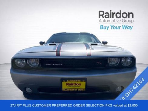 Used 2013 Dodge Challenger R/T Plus RWD image 2