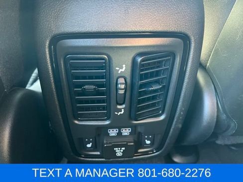 Used 2024 Dodge Durango GT AWD/4WD image 35