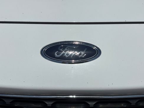 Certified 2021 Ford Escape SE FWD image 23