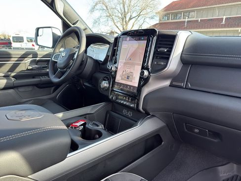 New 2026 RAM 1500 Laramie w/ Sport Appearance Package AWD/4WD image 12